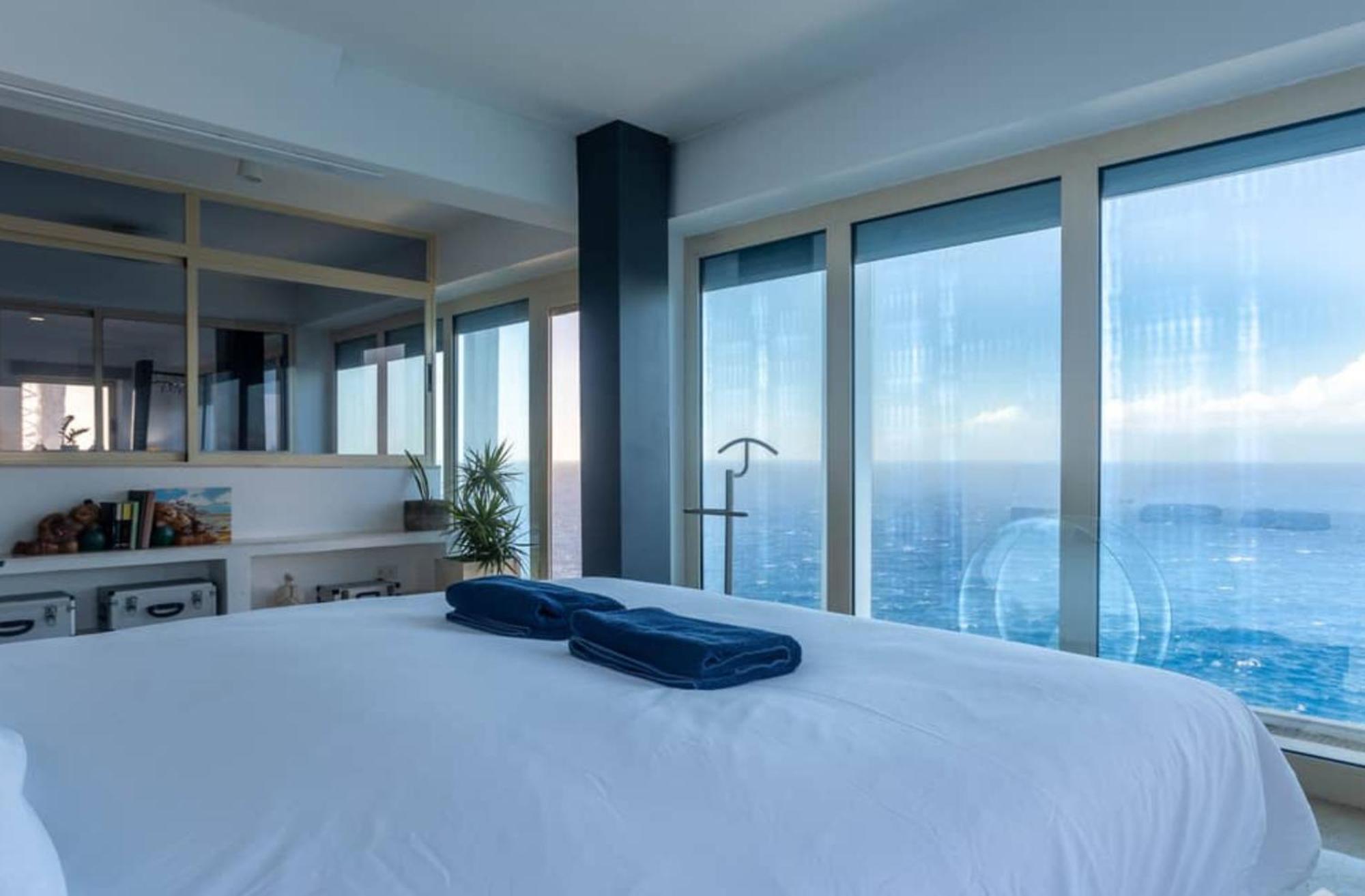 Exclusive Seafront Villa,Private Pool,Gym,Bbq El Toro  Εξωτερικό φωτογραφία